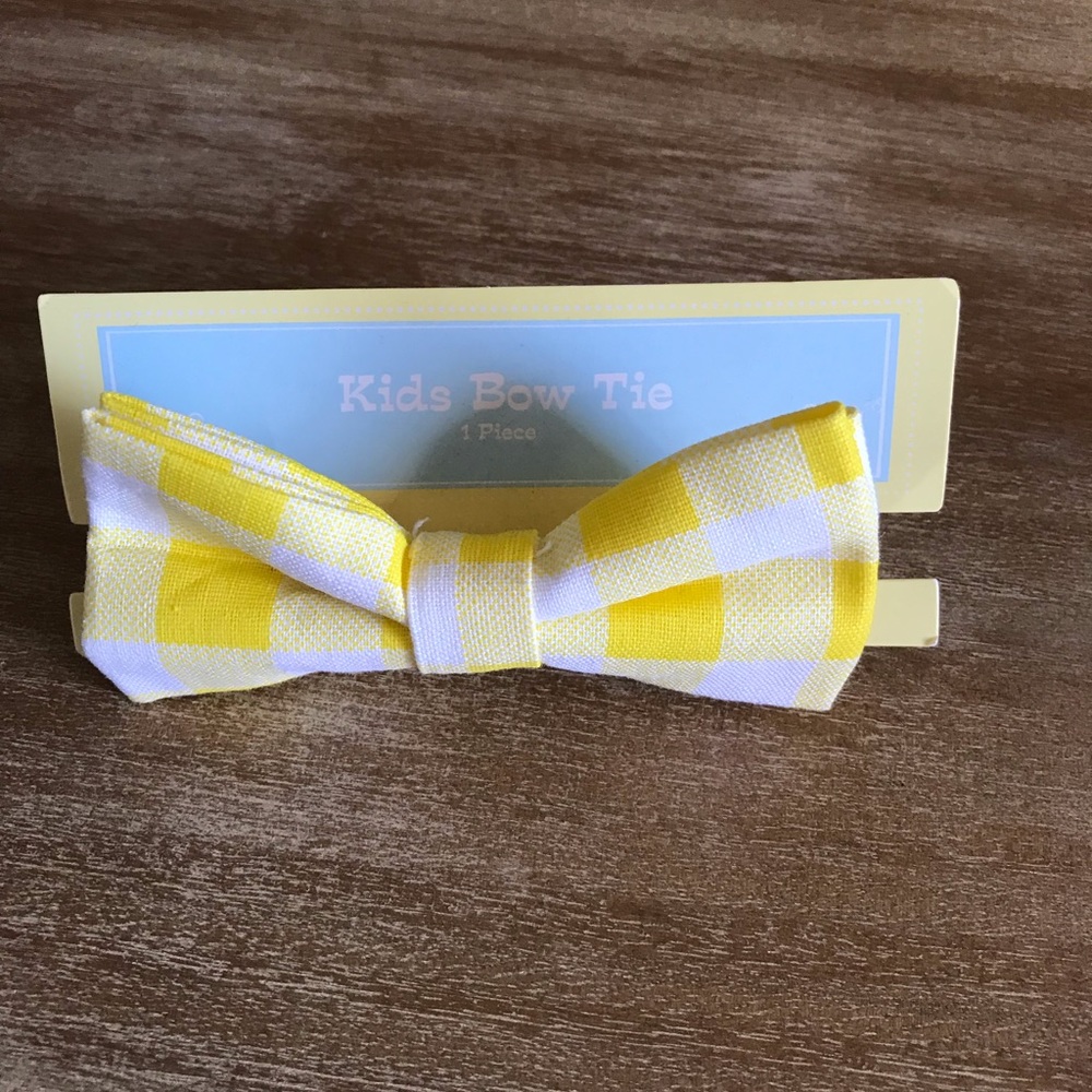 NWT Kids Bow Tie - Yellow & White